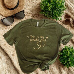 Bella  Canvas Short Sleeve T-Shirt with Script Design Olive Green Size M